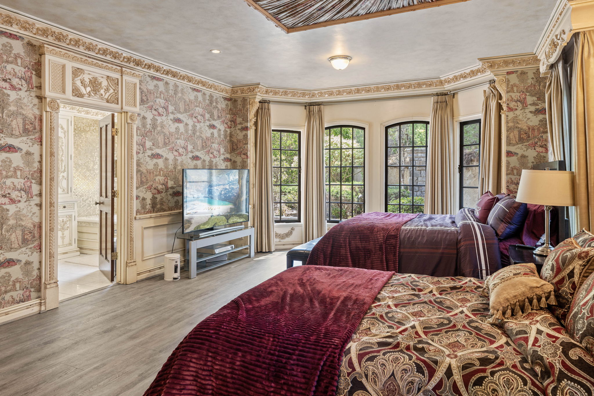 Classic twin room with toile accents at Chelsea Manor